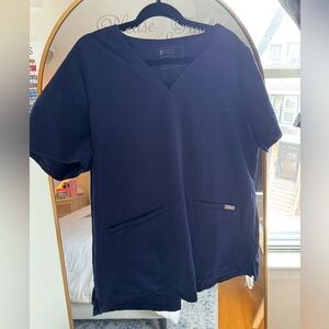 Figs 3 Pocket Scrub Top